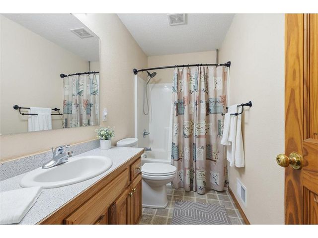 980 65th Avenue, Roberts, WI 54023