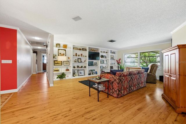 5850 VANDERIPE ROAD, Sarasota, FL 34241