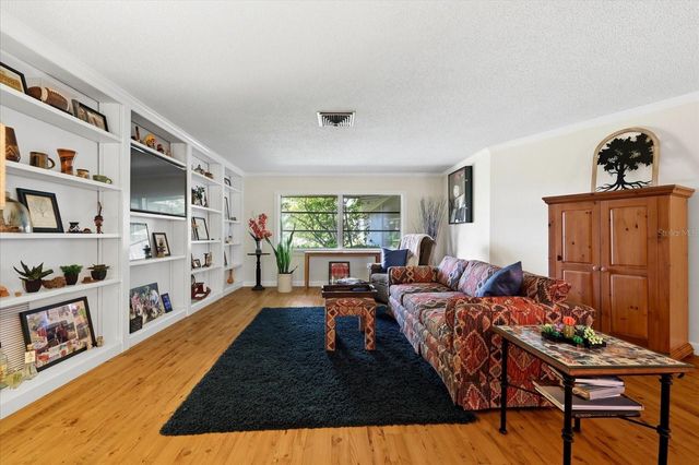 5850 VANDERIPE ROAD, Sarasota, FL 34241