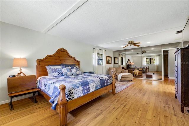 5850 VANDERIPE ROAD, Sarasota, FL 34241