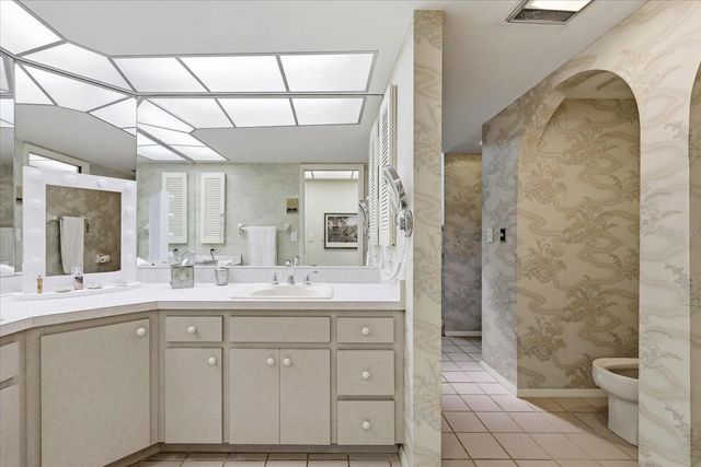 5850 VANDERIPE ROAD, Sarasota, FL 34241