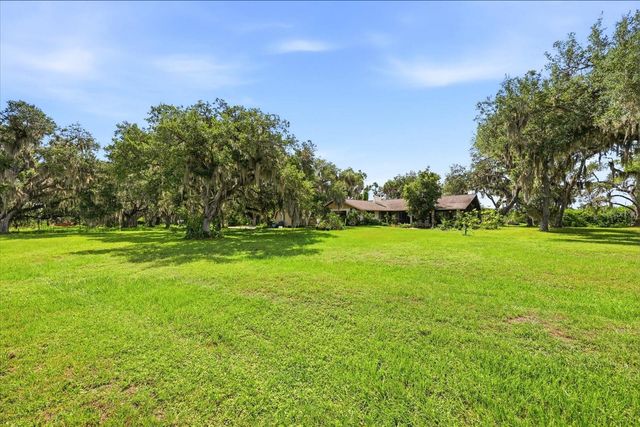 5850 VANDERIPE ROAD, Sarasota, FL 34241