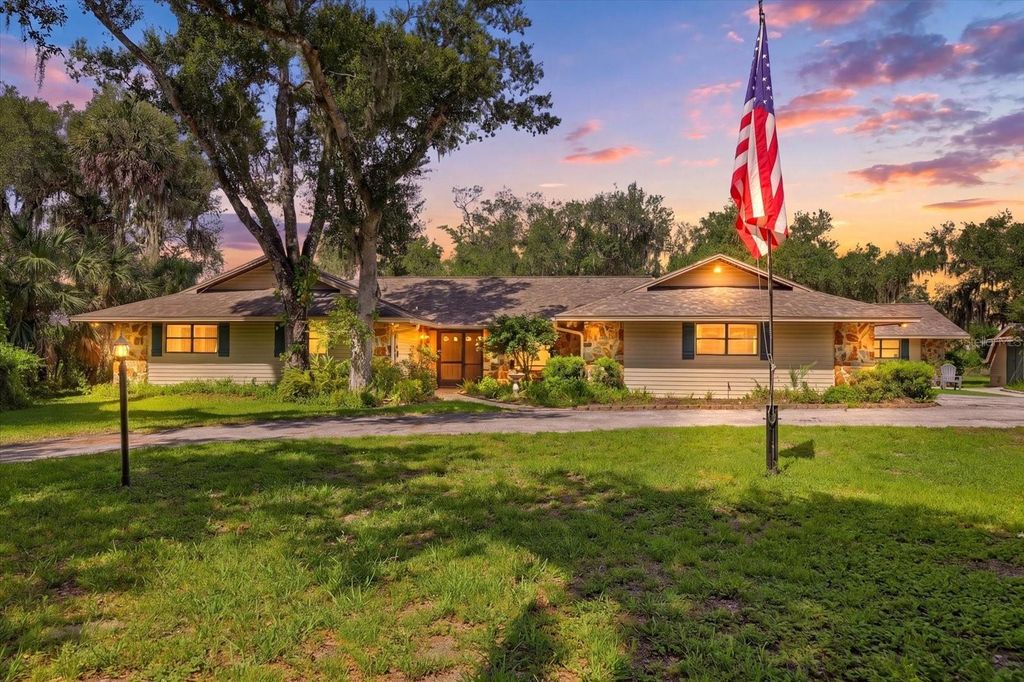 5850 VANDERIPE ROAD, Sarasota, FL 34241