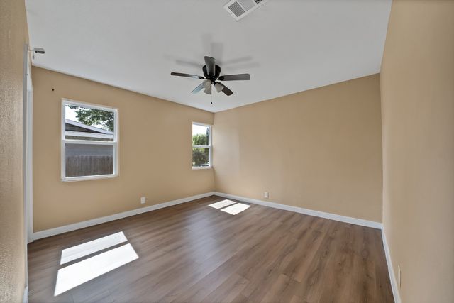 113 E Linda Drive, Garland, TX 75041