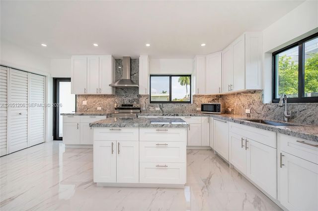 1621 S Treasure Dr, North Bay Village, FL 33141