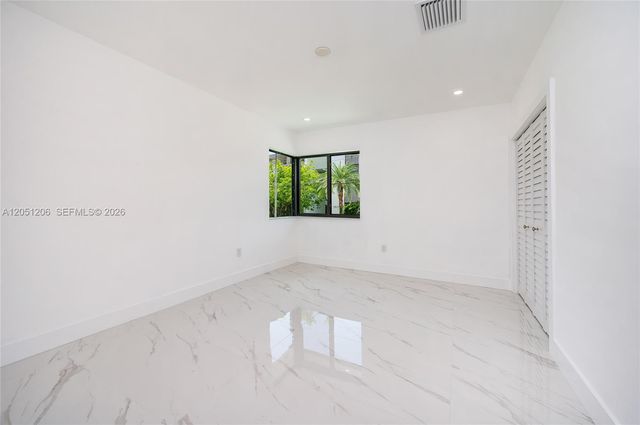1621 S Treasure Dr, North Bay Village, FL 33141