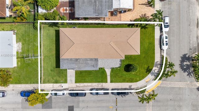 1621 S Treasure Dr, North Bay Village, FL 33141