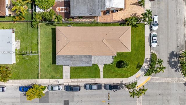 1621 S Treasure Dr, North Bay Village, FL 33141