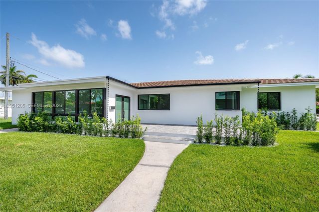 1621 S Treasure Dr, North Bay Village, FL 33141