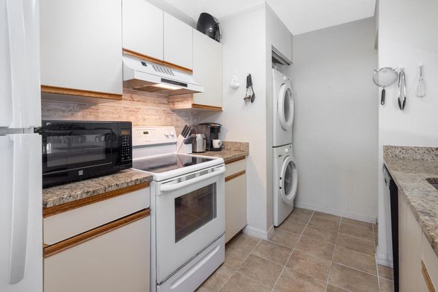 6537 SE Federal Highway 101, Stuart, FL 34997