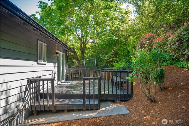 5227 56th Avenue S, Seattle, WA 98118