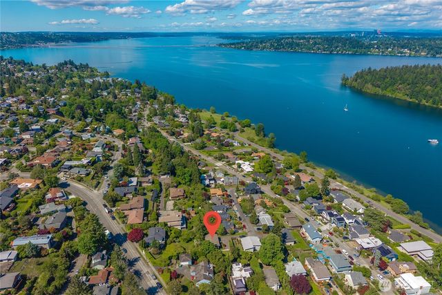 5227 56th Avenue S, Seattle, WA 98118