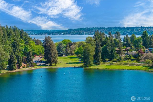 5227 56th Avenue S, Seattle, WA 98118