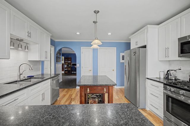 48 Woodland Cir, Lawrenceburg, TN 38464