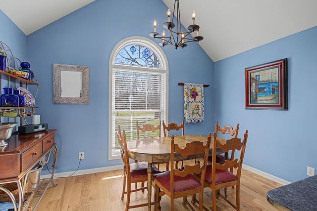 48 Woodland Cir, Lawrenceburg, TN 38464