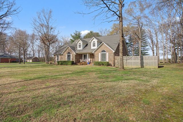 48 Woodland Cir, Lawrenceburg, TN 38464