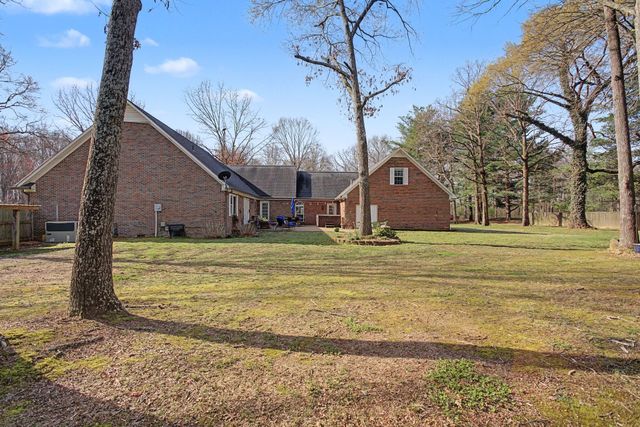 48 Woodland Cir, Lawrenceburg, TN 38464