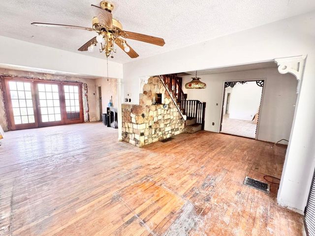 94 River Road, Covington, KY 41016