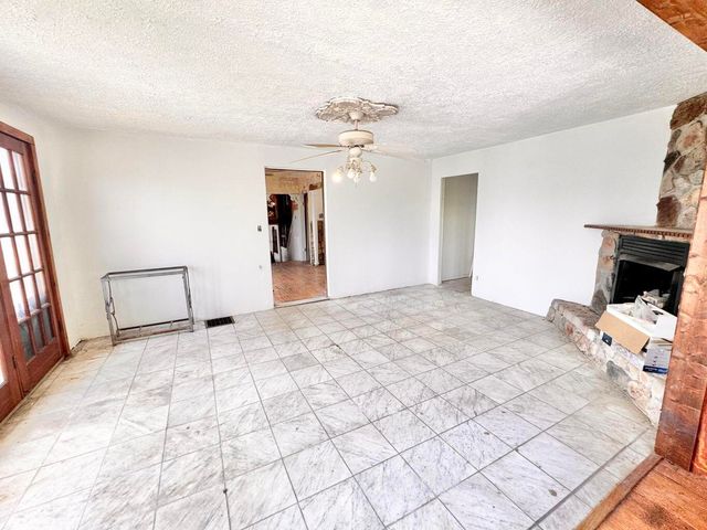 94 River Road, Covington, KY 41016