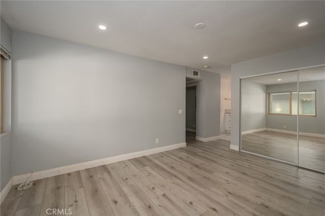 23647 Park Capri 87, Calabasas, CA 91302