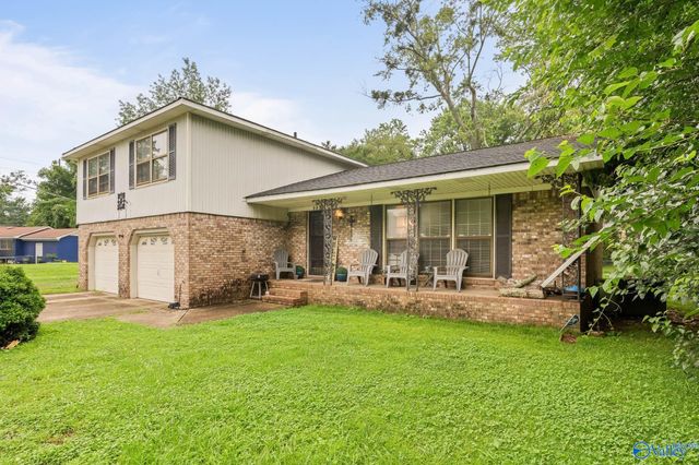 2912 Moss Road, Huntsville, AL 35810