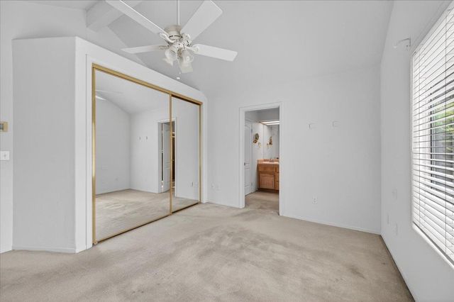 1003 E Freedom Avenue, Fresno, CA 93720