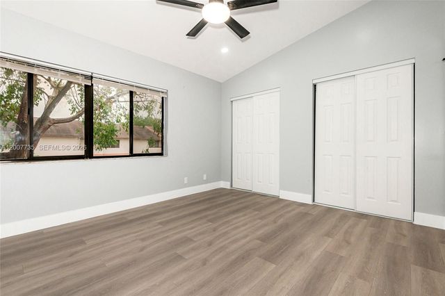 7111 SW 42nd Place, Davie, FL 33314