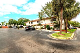 7111 SW 42nd Place, Davie, FL 33314