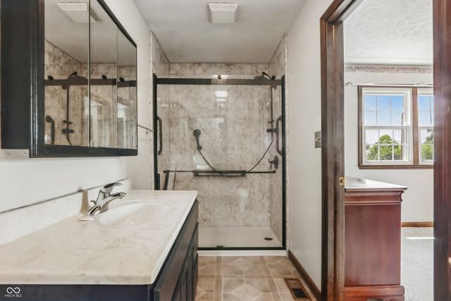149 W Washington Street, Mooresville, IN 46158