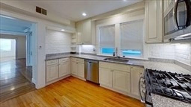 71 Palfrey Street 71, Watertown, MA 02471