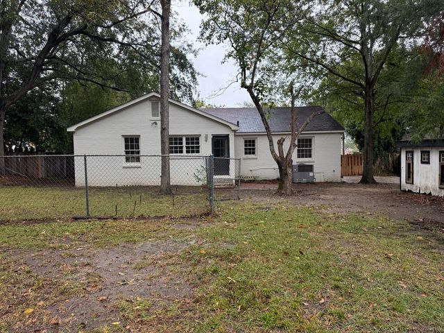 3872 E Britt David Road, Columbus, GA 31909