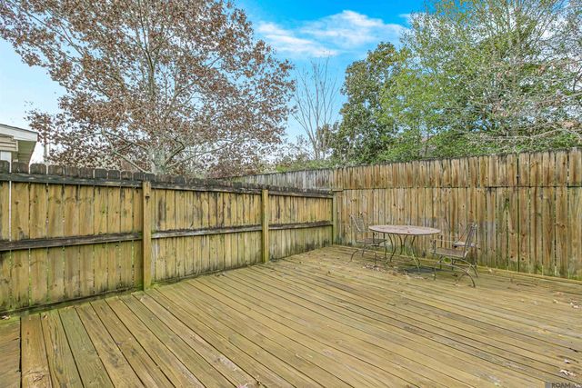 5172 Arlington Ct, Baton Rouge, LA 70820