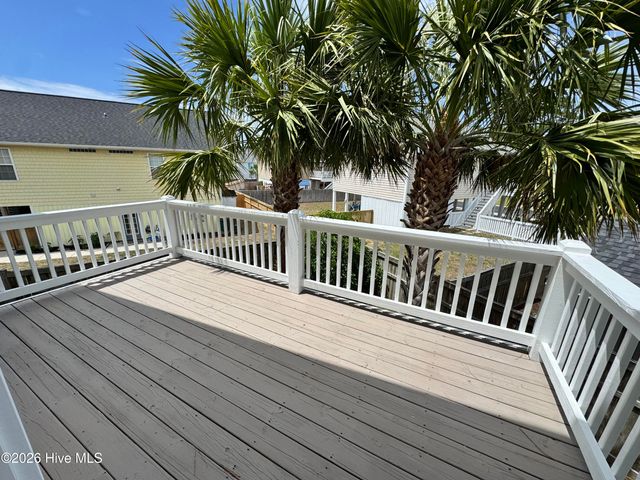 733 Ocracoke Drive, Wilmington, NC 28412
