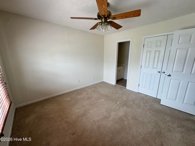 733 Ocracoke Drive, Wilmington, NC 28412