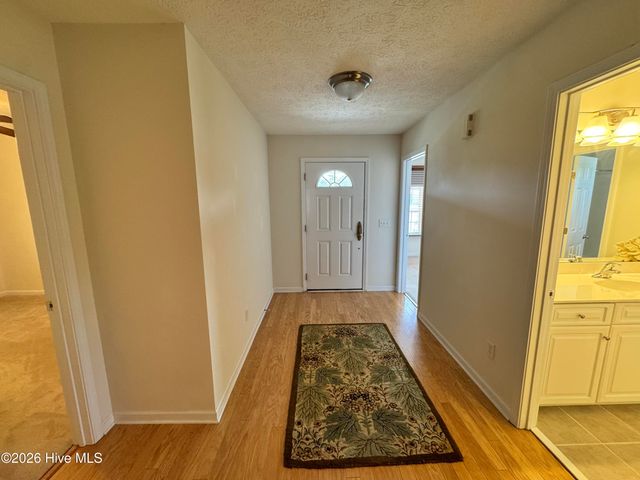 733 Ocracoke Drive, Wilmington, NC 28412