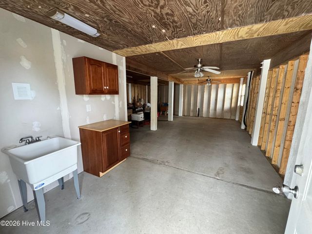 733 Ocracoke Drive, Wilmington, NC 28412