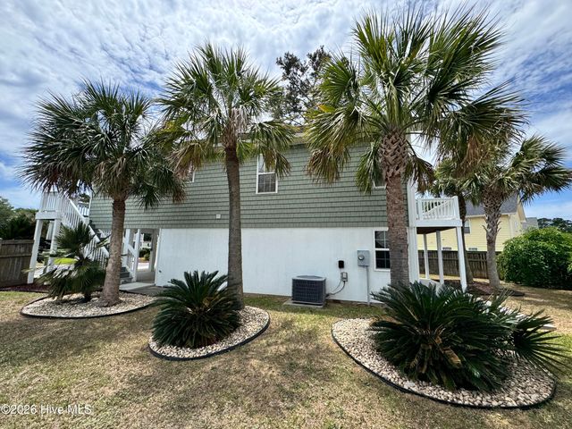 733 Ocracoke Drive, Wilmington, NC 28412