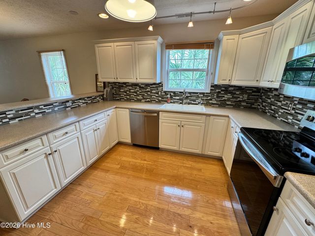 733 Ocracoke Drive, Wilmington, NC 28412