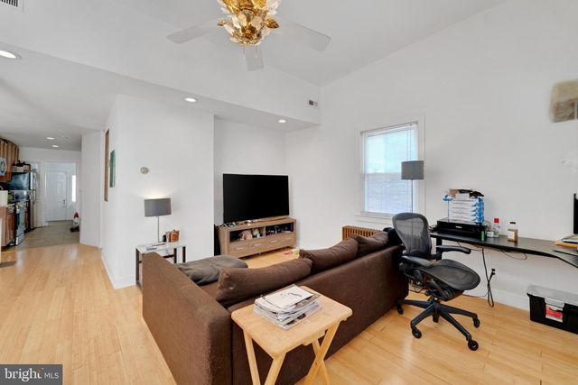 19 HAMILTON ST NE, Washington, DC 20011