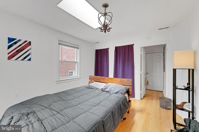19 HAMILTON ST NE, Washington, DC 20011