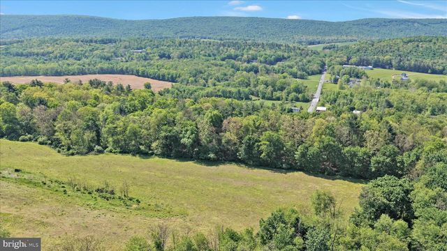 29 ROCK RD, Pine Grove, PA 17963