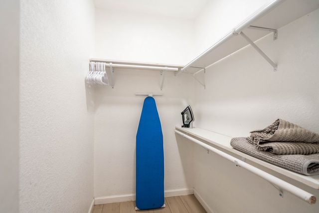 3106 Douglas Dr, Midland, TX 79701