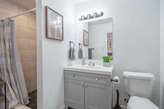 3106 Douglas Dr, Midland, TX 79701