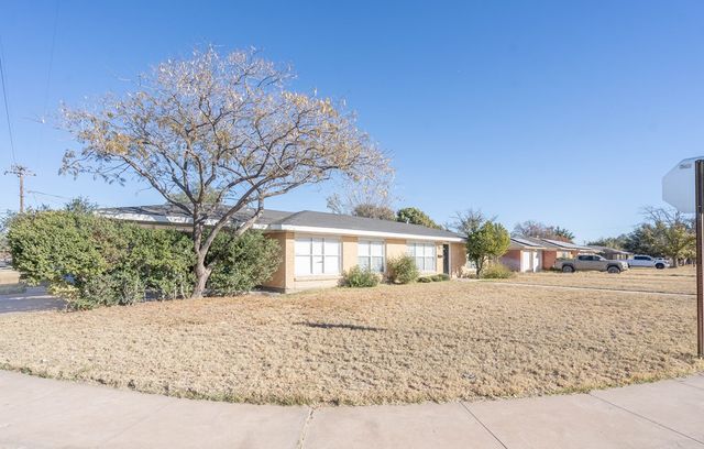 3106 Douglas Dr, Midland, TX 79701
