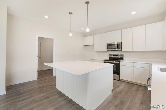 230 Windmill View Drive, O'fallon, MO 63385