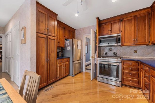 5134 Dunes Court, Charlotte, NC 28226