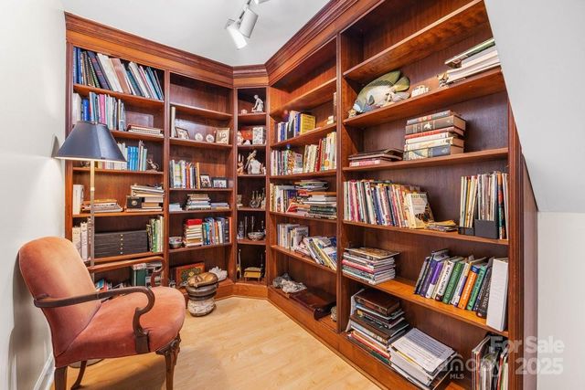 5134 Dunes Court, Charlotte, NC 28226