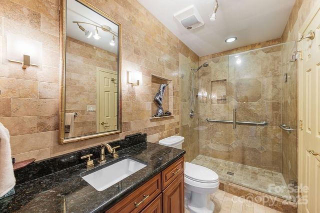 5134 Dunes Court, Charlotte, NC 28226