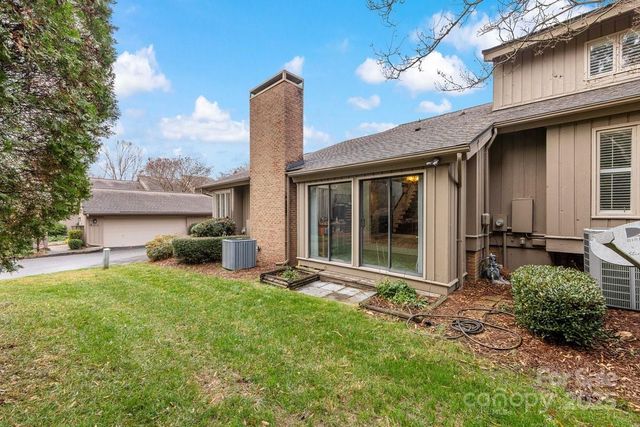 5134 Dunes Court, Charlotte, NC 28226