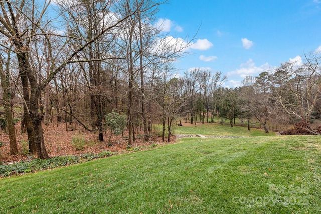 5134 Dunes Court, Charlotte, NC 28226